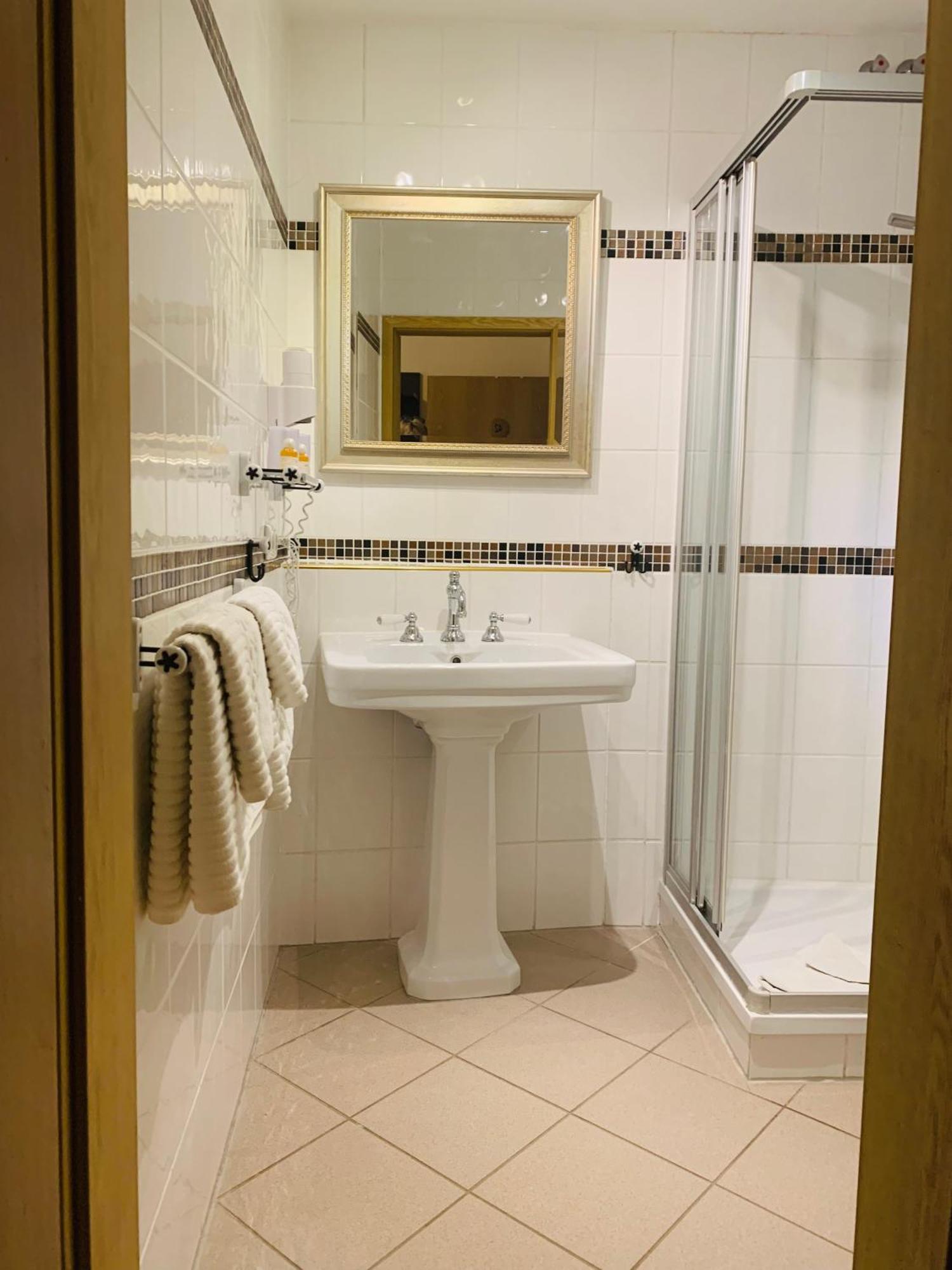 Hotel-Restaurant Buger Hof Bamberg Room photo